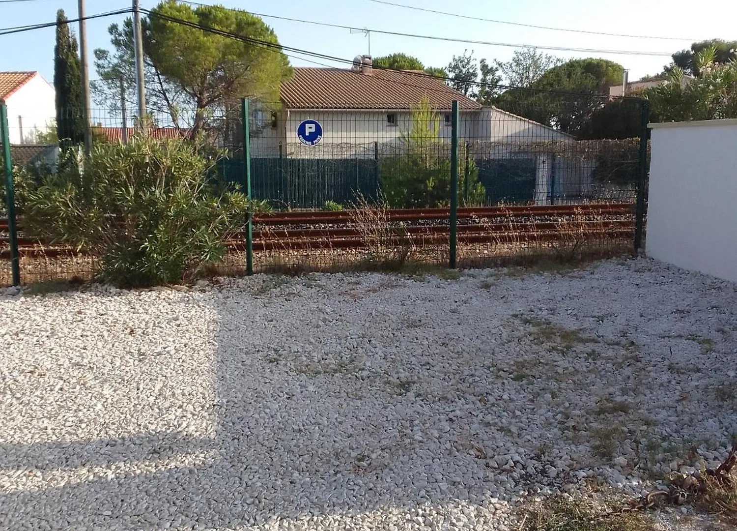 Apartment La Locomotive - 400 M De La Plage Sausset-les-Pins